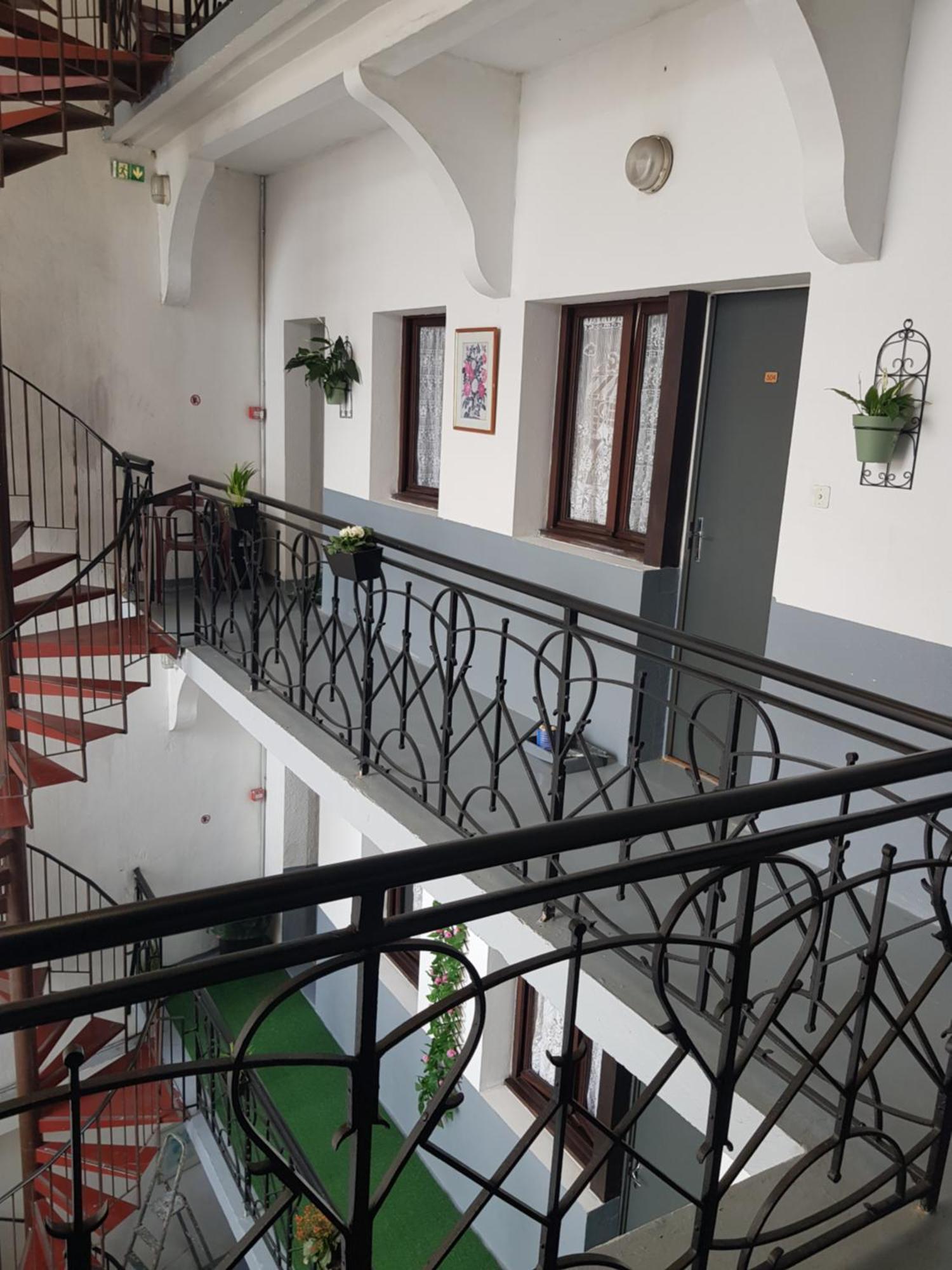 Hotel Saint Jean Baptiste Lourdes Exterior photo