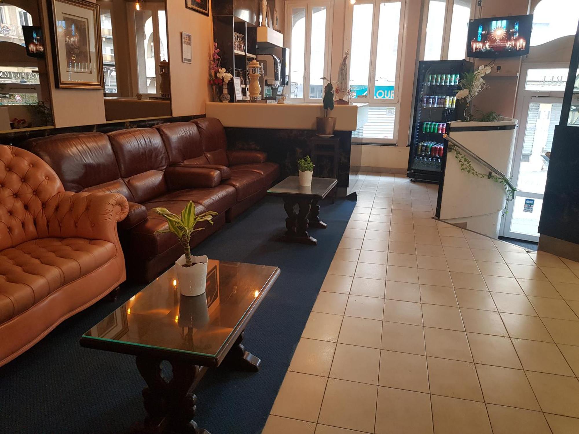 Hotel Saint Jean Baptiste Lourdes Exterior photo
